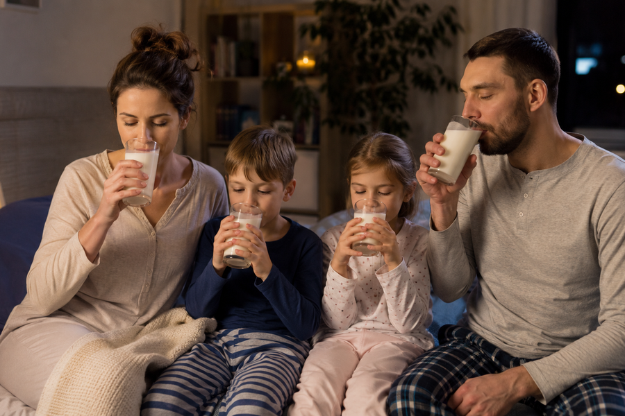 Milk in Ayurveda: When to Drink It, How to Prepare It, and What to Avoid
